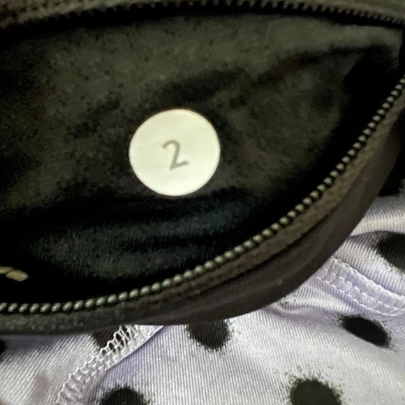 Lululemon Run: Shorty Short High Noon Dot Lilac / Black / Lilac / Black - Picture 3 of 3